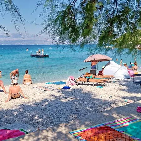 Apartamento Seaside With A Swimming Pool Sutivan, Brac - 15502 Sutivan