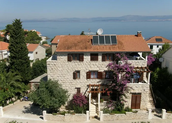 Apartamento Seaside With A Swimming Pool Sutivan, Brac - 15502 Sutivan