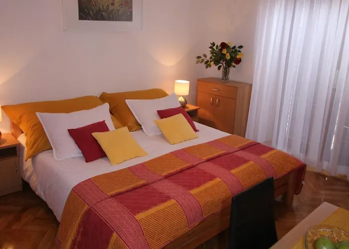 Apartamento Seaside With A Swimming Pool Sutivan, Brac - 15502 *