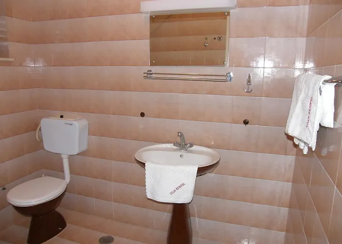 Seaside With A Swimming Pool Sutivan, Brac - 15502 Apartamento Sutivan