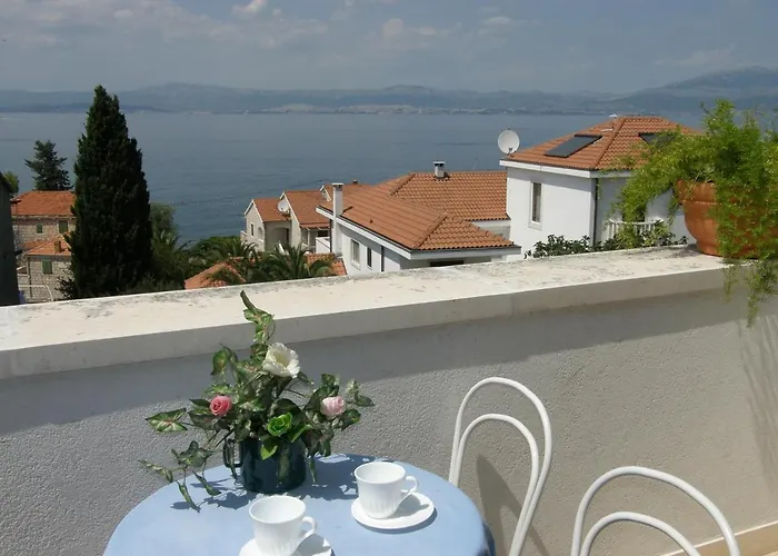 Apartamento Seaside With A Swimming Pool Sutivan, Brac - 15502 Sutivan