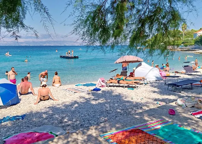 Apartamento Seaside With A Swimming Pool Sutivan, Brac - 15502 Sutivan