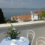 Apartamento Seaside With A Swimming Pool Sutivan, Brac - 15502 Sutivan