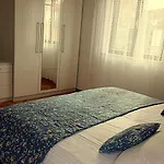 Apartamento Seaside With A Swimming Pool Sutivan, Brac - 15502 Sutivan