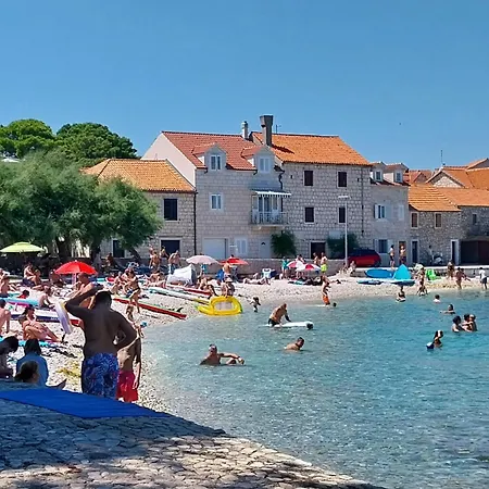 Seaside With A Swimming Pool Sutivan, Brac - 15502 Sutivan