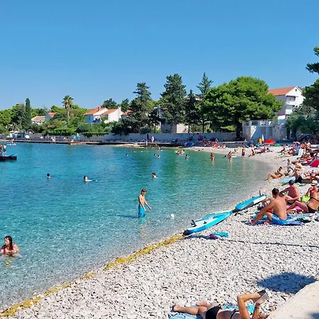 Seaside With A Swimming Pool Sutivan, Brac - 15502
