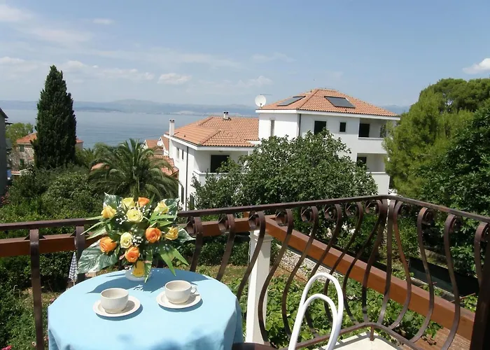 Seaside With A Swimming Pool Sutivan, Brac - 15502 Appartamento *
